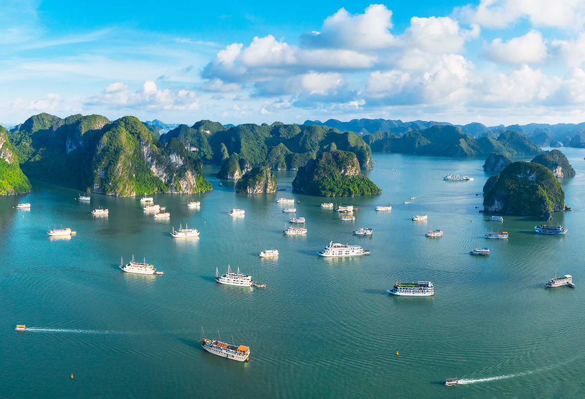 Image hình ảnh Long - Ha Long Bay's most mesmerizing islets | Vietnam Tourism