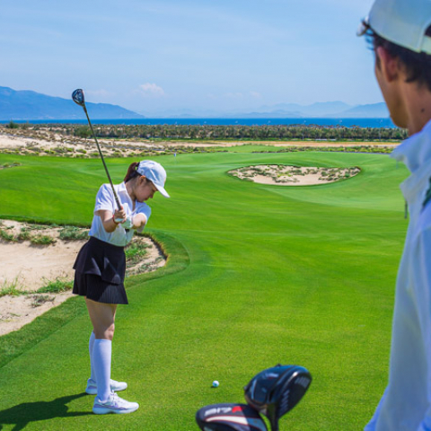 vietnam virtual experiences golf