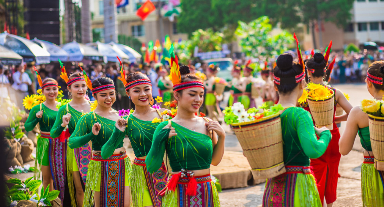 travel shows vietnam